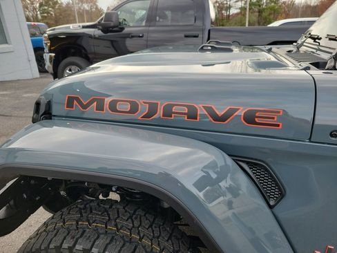 New 2026 Jeep Gladiator Mojave image 28