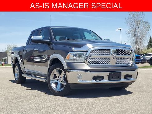 Used 2015 RAM 1500 Laramie AWD/4WD image 39
