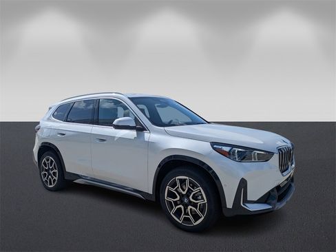 New 2026 BMW X1 xDrive28i w/ Technology Package image 1