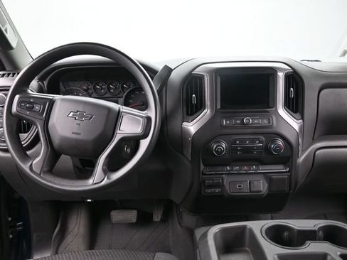 Used 2019 Chevrolet Silverado 1500 Custom Trail Boss w/ Custom Convenience Package AWD/4WD image 25