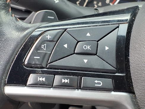 Used 2024 Nissan Altima 2.5 SR FWD image 14