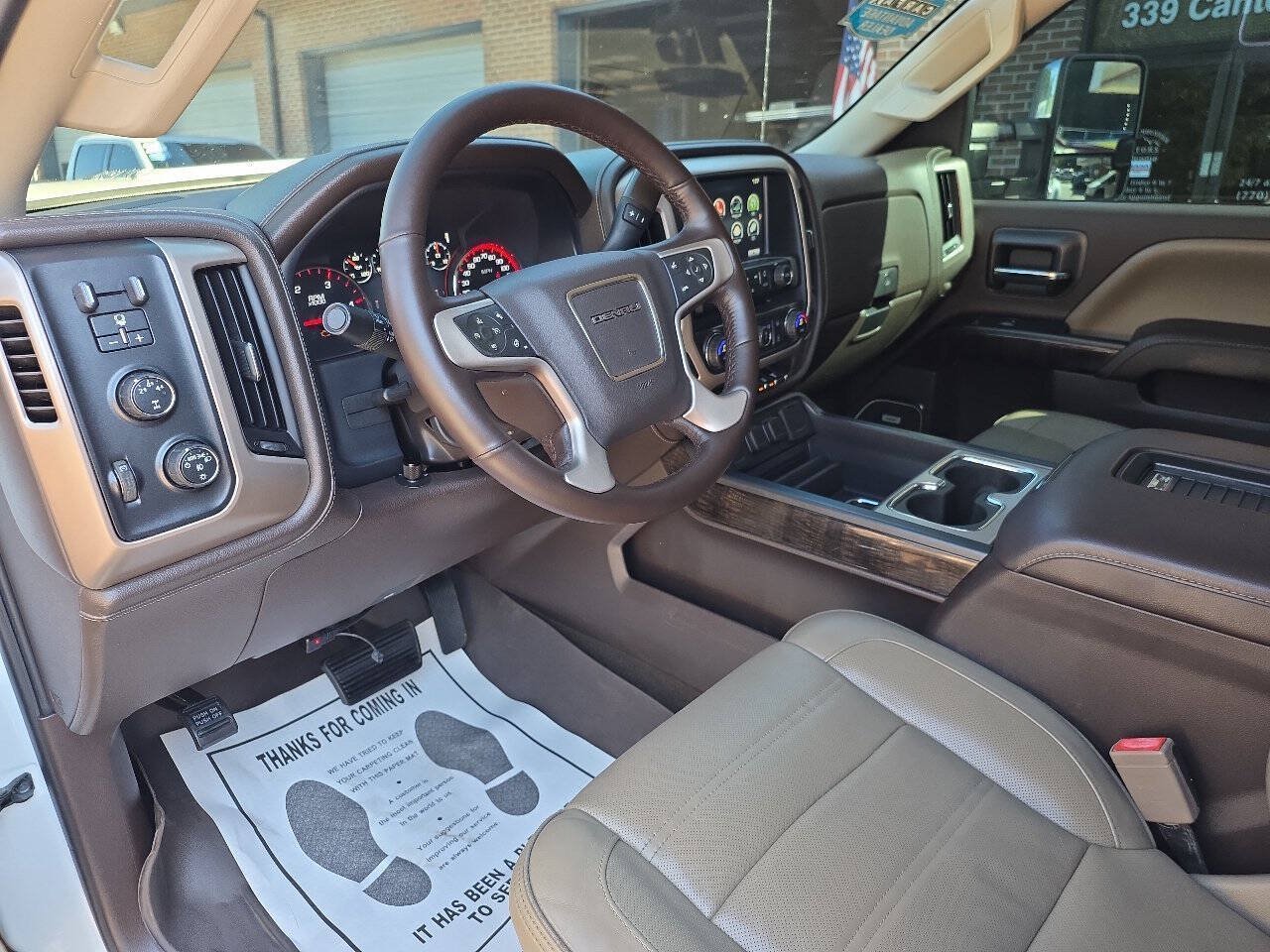 Used 2016 GMC Sierra 3500 Denali w/ Duramax Plus Package AWD/4WD image 11