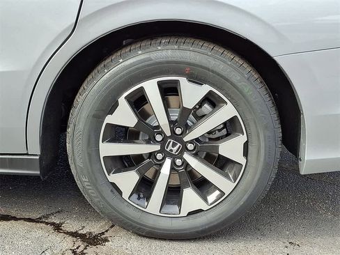 New 2026 Honda Odyssey EX-L image 7