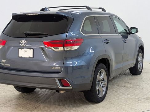 Used 2019 Toyota Highlander Limited image 9