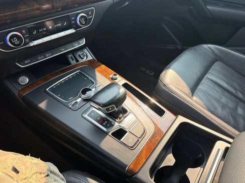 Used 2018 Audi Q5 2.0T Premium Plus w/ Premium Plus Package AWD/4WD image 30