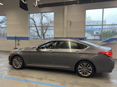 Used 2015 Hyundai Genesis 3.8 w/ Option Group 02 image 10