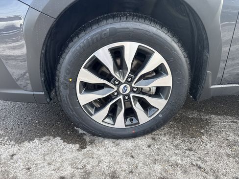 Used 2023 Subaru Outback Limited XT image 11