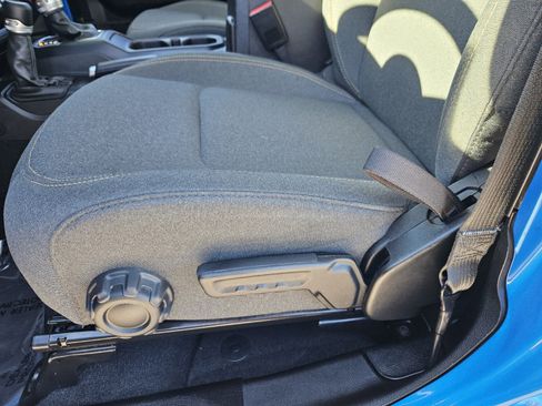 Used 2024 Jeep Wrangler Sport image 8