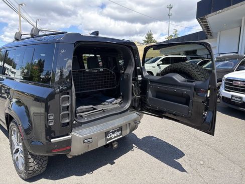 Used 2021 Land Rover Defender 110 X-Dynamic HSE AWD/4WD image 8