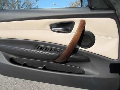 Used 2013 BMW 128i Convertible image 16