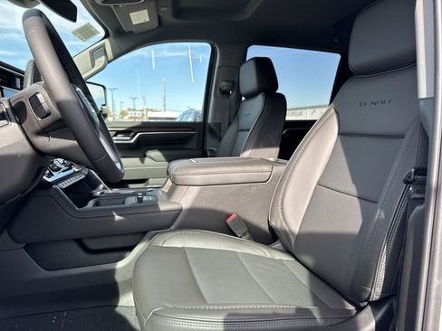 New 2026 GMC Sierra 3500 Denali AWD/4WD image 11