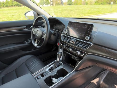 Used 2022 Honda Accord EX-L image 28