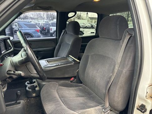 Used 2002 Chevrolet Silverado 3500 LS image 4