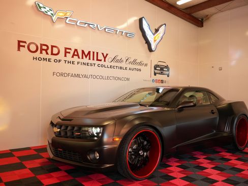 Used 2011 Chevrolet Camaro SS w/ RS Package RWD image 39