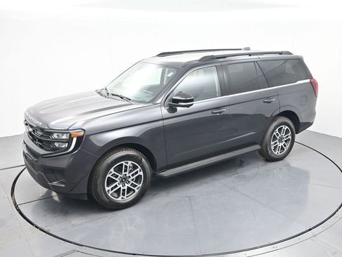 New 2025 Ford Expedition Active image 26