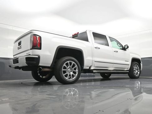 Used 2017 GMC Sierra 1500 Denali RWD image 27