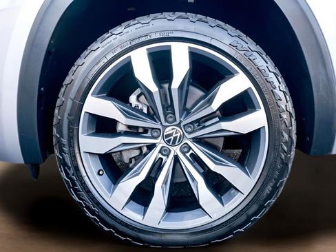 Used 2023 Volkswagen Atlas Cross Sport SEL Premium R-Line image 42