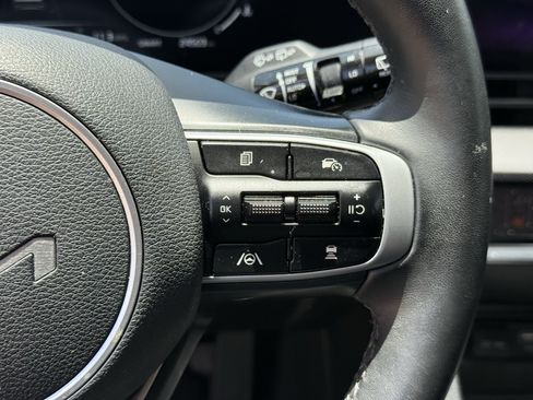 Used 2023 Kia Sportage SX FWD image 18