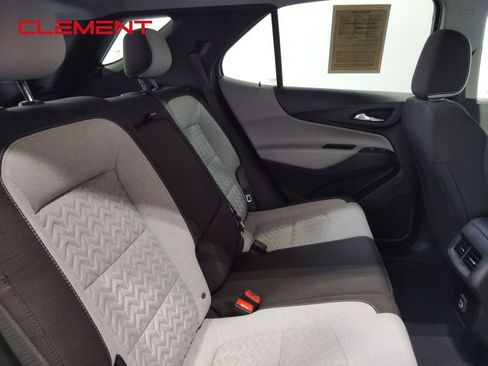Used 2022 Chevrolet Equinox LT image 41