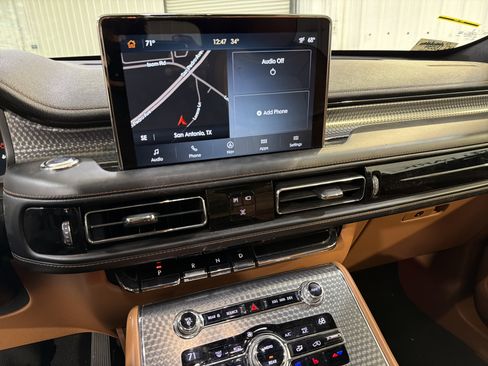 Used 2020 Lincoln Aviator Black Label w/ Dynamic Handling Package image 19