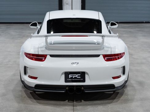 Used 2014 Porsche 911 GT3 RWD image 5