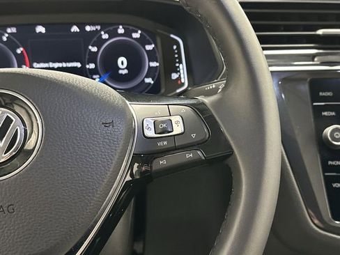 Used 2020 Volkswagen Tiguan SEL image 10