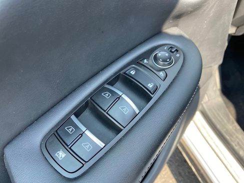 Used 2022 INFINITI QX50 Luxe image 13