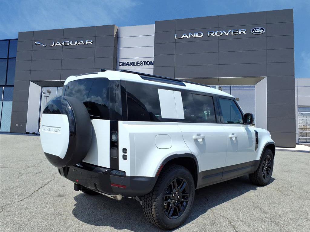 New 2026 Land Rover Defender 110 S AWD/4WD image 5