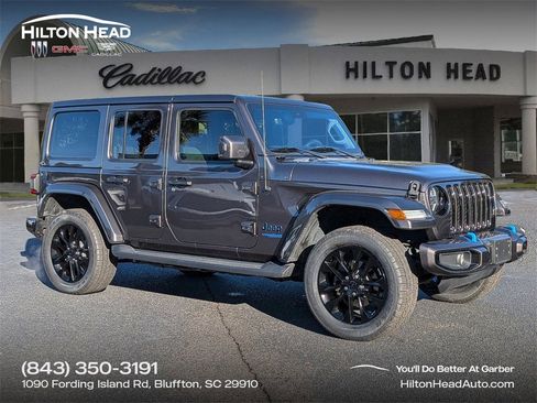 Used 2021 Jeep Wrangler Unlimited Sahara image 1