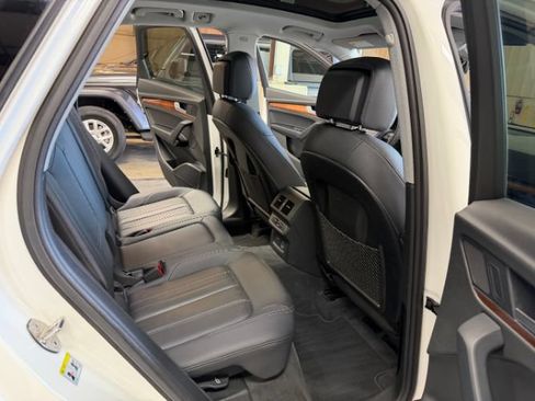 Used 2023 Audi Q5 2.0T Premium w/ Convenience Package AWD/4WD image 31
