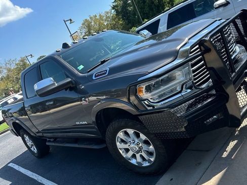 Used 2019 RAM 2500 Laramie AWD/4WD image 2