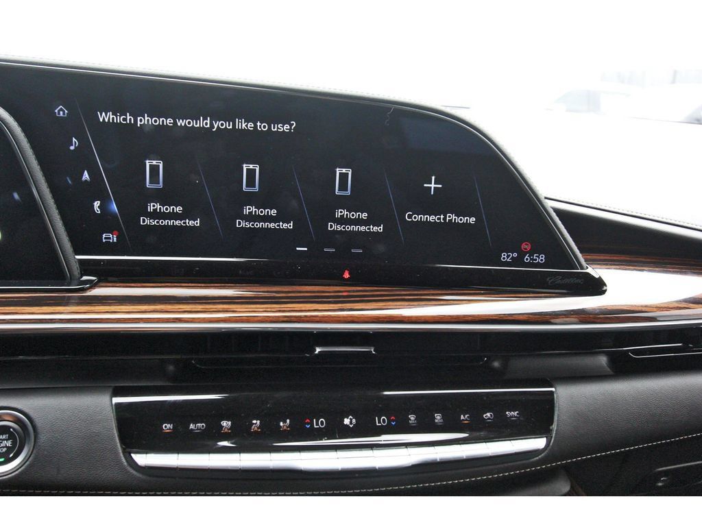 Used 2024 Cadillac Escalade ESV Luxury RWD image 22