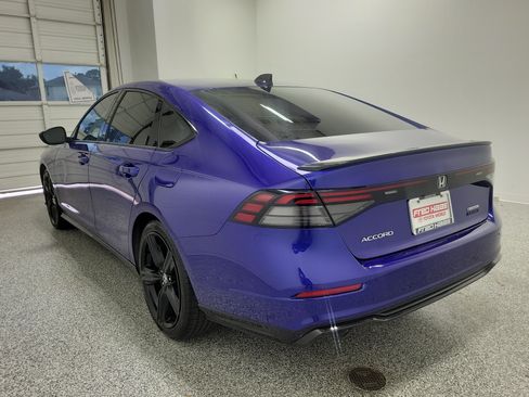 Used 2024 Honda Accord Sport image 5