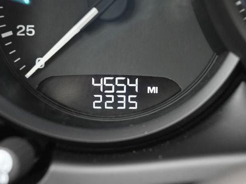 Used 2026 Porsche Macan AWD/4WD image 46