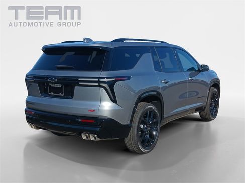 New 2026 Chevrolet Traverse RS image 7