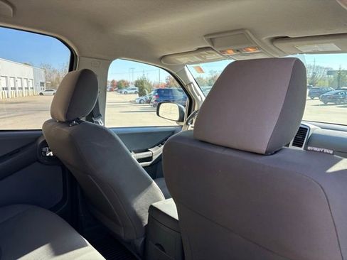 Used 2015 Nissan Xterra X image 9