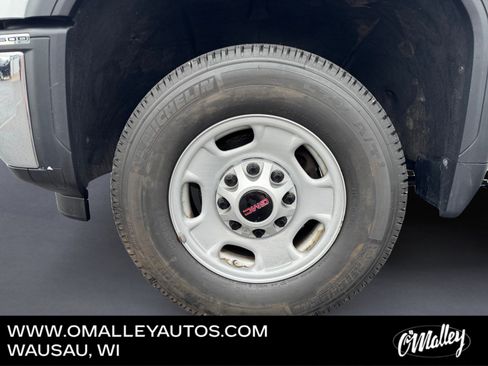 Used 2024 GMC Sierra 2500 Pro AWD/4WD image 9