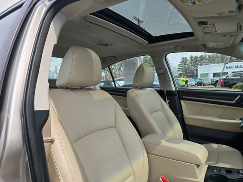 Used 2018 Subaru Legacy 2.5i Limited image 12