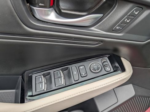 Used 2023 Honda Accord Touring image 19