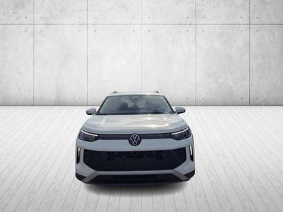 New 2025 Volkswagen Tiguan S