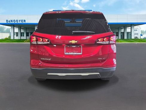 Used 2024 Chevrolet Equinox LT AWD/4WD image 6
