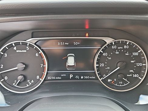 Certified 2025 Nissan Rogue SV image 23