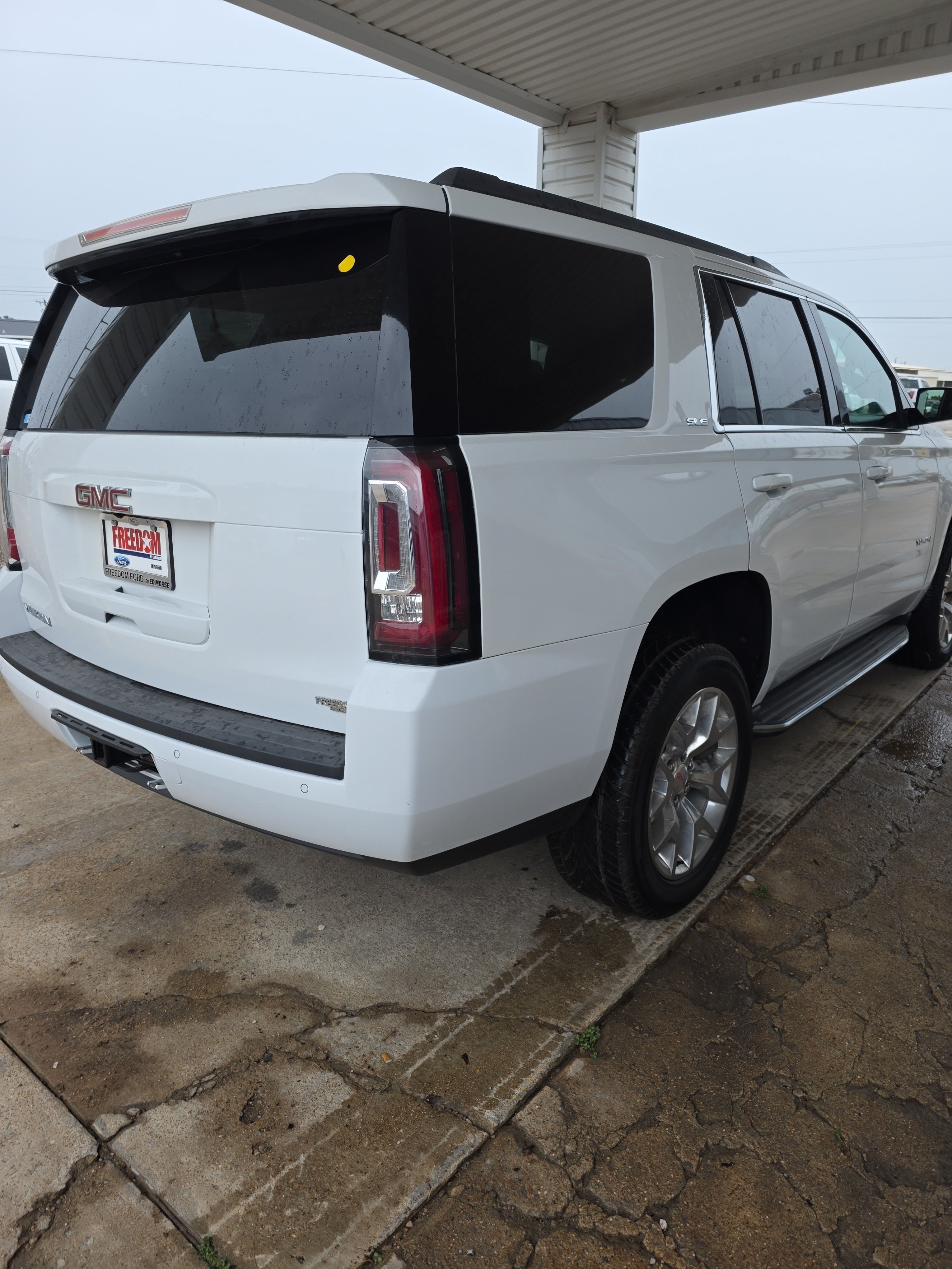 Used 2017 GMC Yukon SLE w/ SLE Value Package RWD image 8
