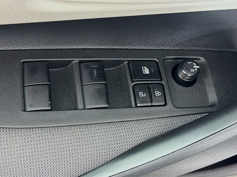 Used 2026 Toyota Corolla LE image 15