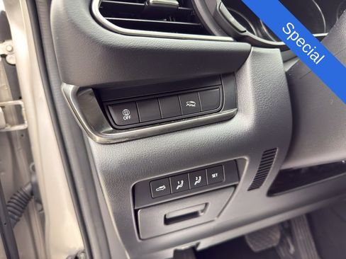 Used 2023 MAZDA CX-30 AWD 2.5 S w/ Premium Package image 22