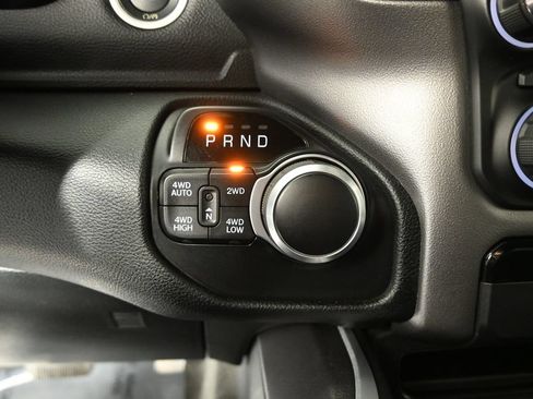 Used 2020 RAM 1500 Big Horn AWD/4WD image 33
