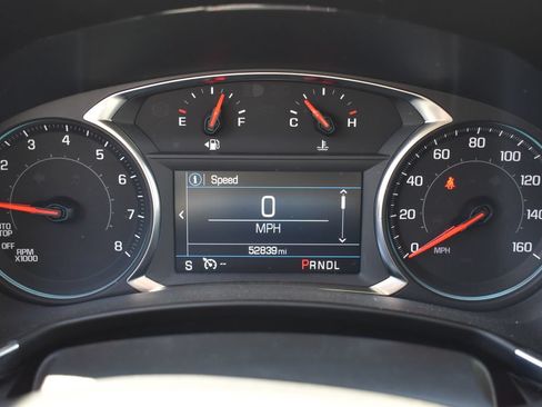 Certified 2024 Chevrolet Equinox LT AWD/4WD image 30