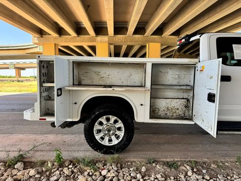 Used 2021 Ford F250 XL w/ STX Appearance Package AWD/4WD image 22