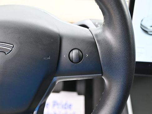 Used 2020 Tesla Model Y Long Range AWD/4WD image 16