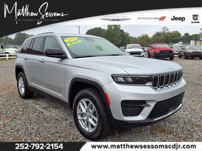 New 2025 Jeep Grand Cherokee Laredo X